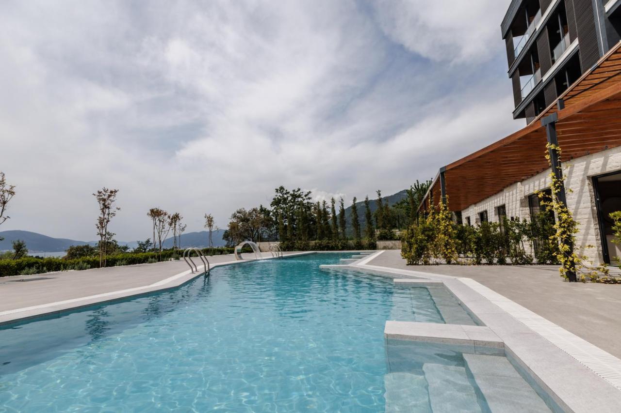 Montenegro Lodge Tivat Ngoại thất bức ảnh